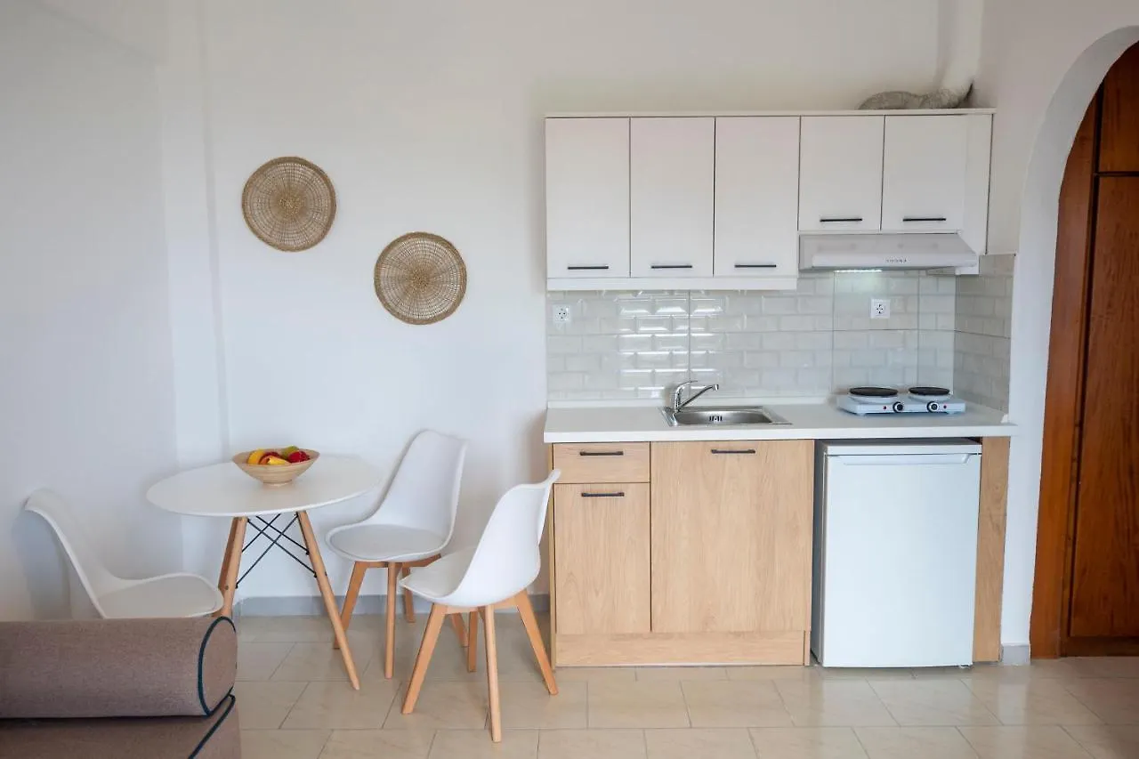 Apartment Seaview Studios Kriopigi
