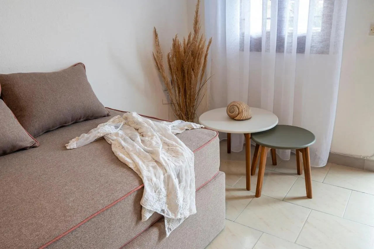 Apartment Seaview Studios Kriopigi